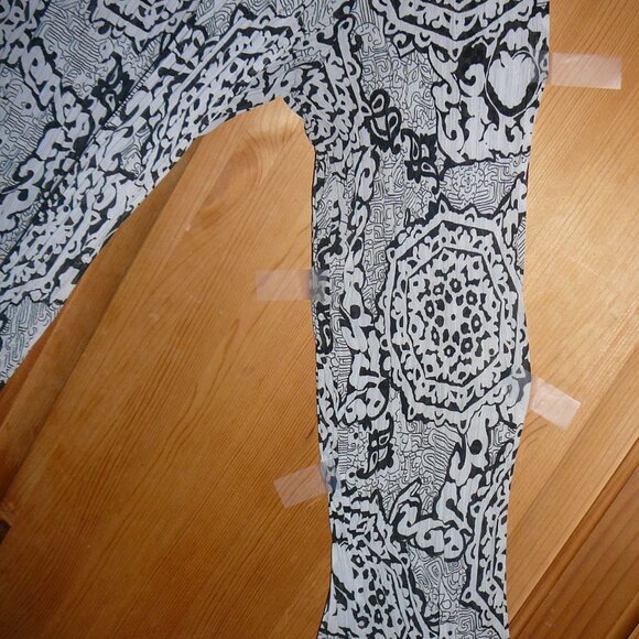 Kim Rogers Signature Womans 1X Blk and White Pleated Shimmer Button Down Blouse - Picture 3 of 5